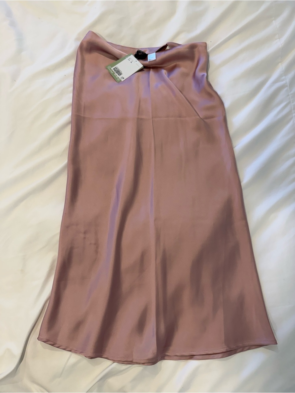 H&M Classic Satin Midi Skirt in Dusty Rose